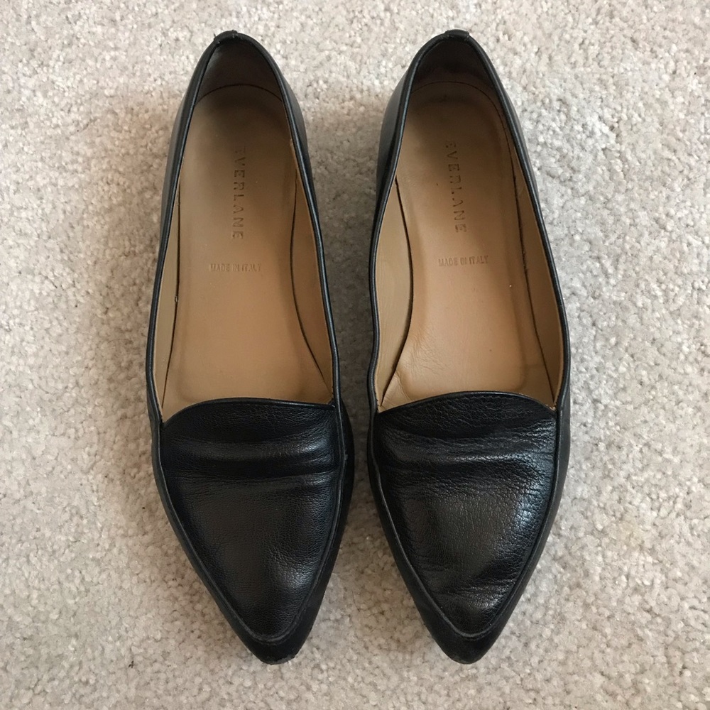Black Everlane modern point flats